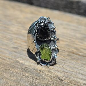 Southwest - Rough Green Apatite & Shungite 925 Ring